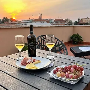 Casetta Sole, Superattico Con Terrazzo Vicino San Pietro, New Appartamento Roma