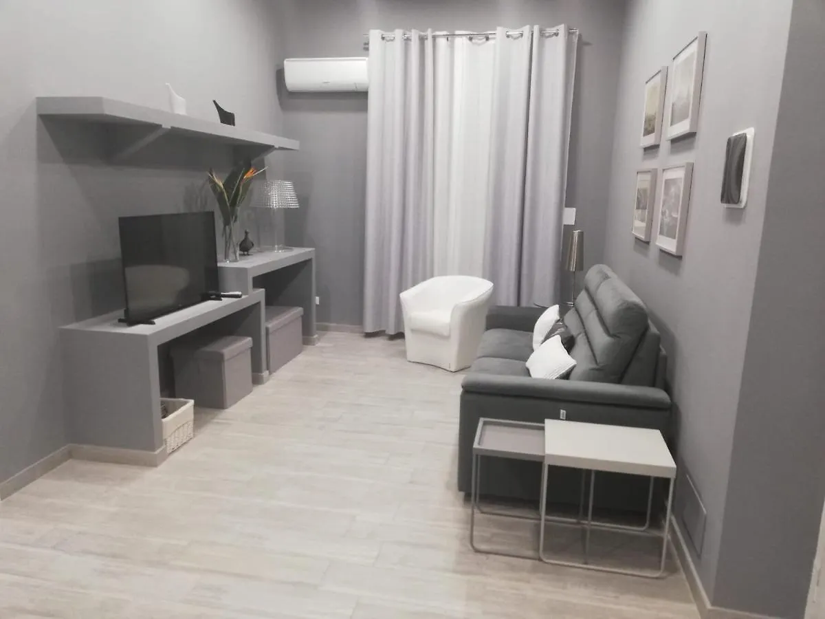 Home 3L Palermo Semesterbostad